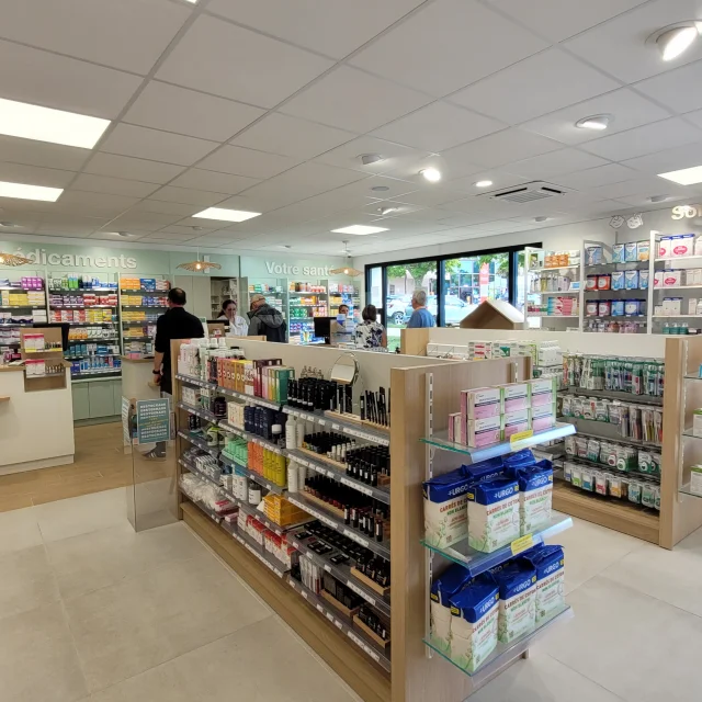 Inside the Pharmacie Océane in Bénodet