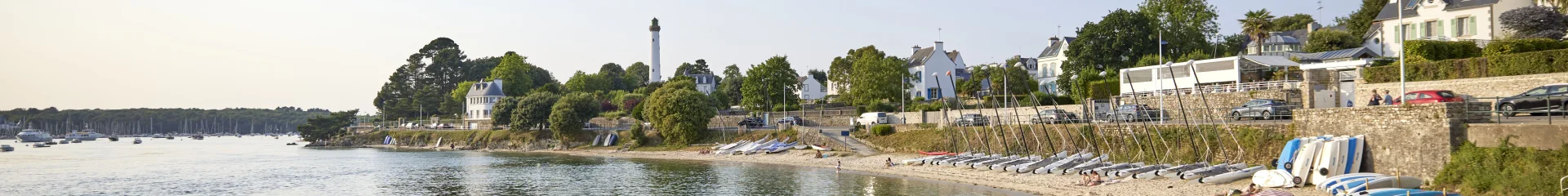 Pyramid lighthouse from Pointe du Coq