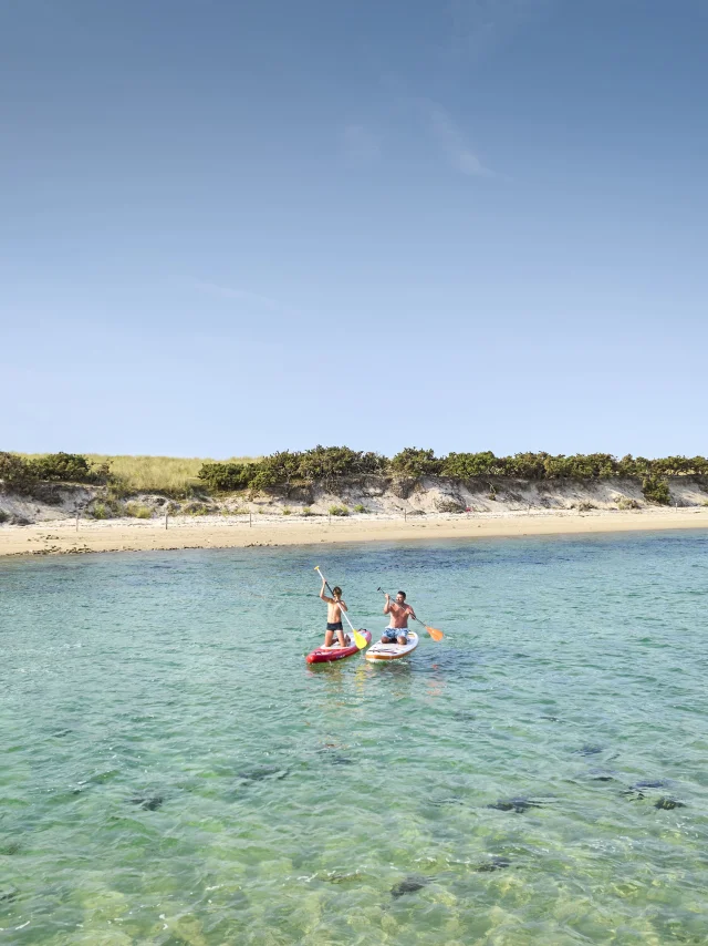 Peddel op de Mer Blanche bij Plage du Letty in Bénodet