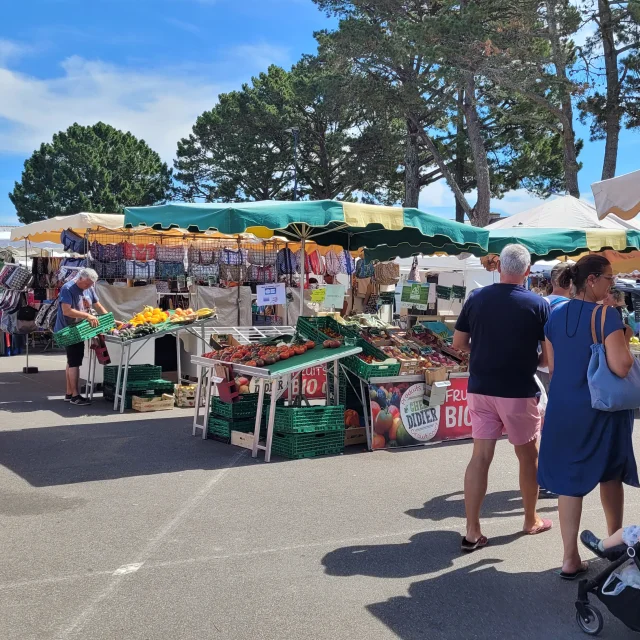 Bénodet market