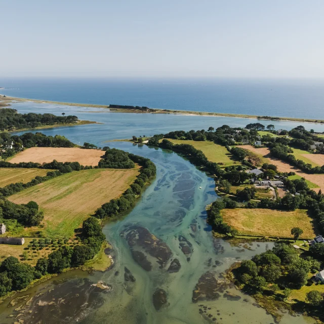 Luchtfoto van Anse du Petit Moulin