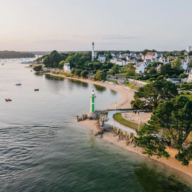 Luchtfoto van Bénodet en de baai