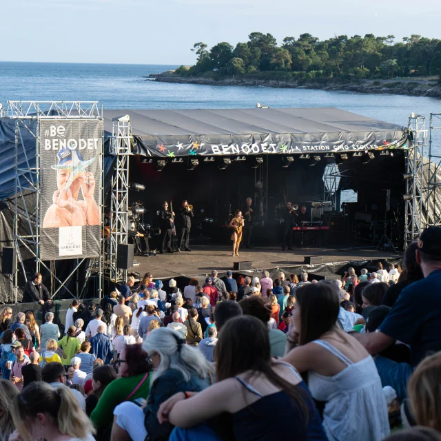 C'est beau la vie show - Thierry Tacinelli Orchestra