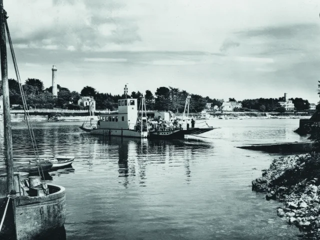Veerboot van Bénodet naar Sainte-Marine aan het begin van de 20e eeuw