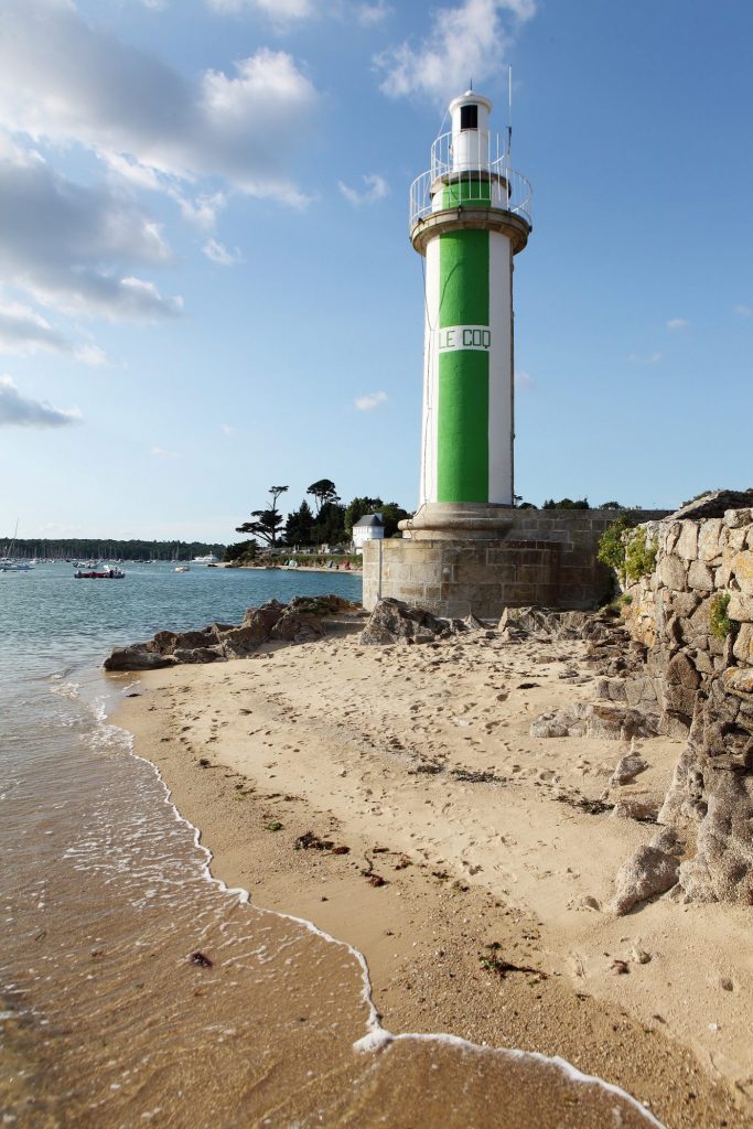Phare du Coq à l'embouchure de la rivière Odet