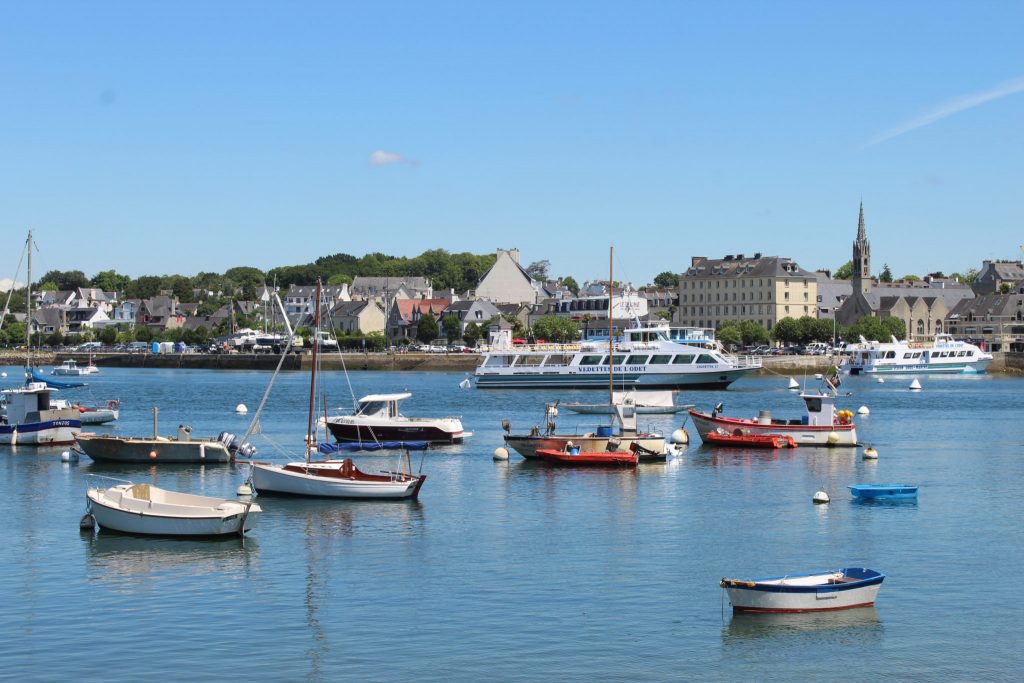 La vue du port de Bénodet depuis Sainte-Marine