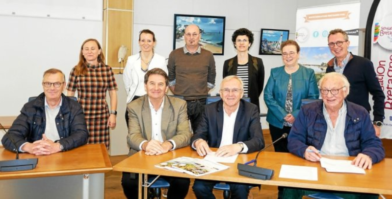 Signature of the Sensation Bretagne agreement