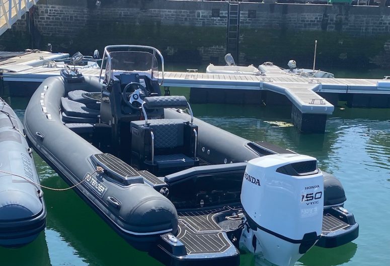 Halfstijve boot