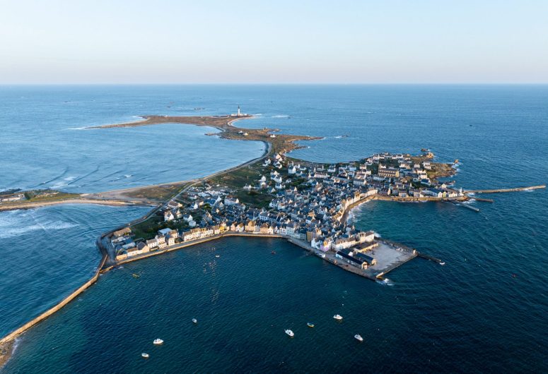 2025_0402_Bretagne_Finistere_IleDeSein_Aerial_DJI_1127_MRi
