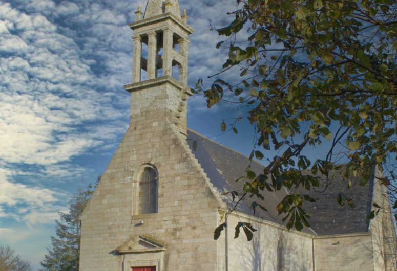 Au-gre-des-chapelles_Credit-Marine-Dessaigne