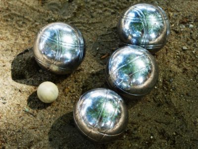 Jeu de boules bal