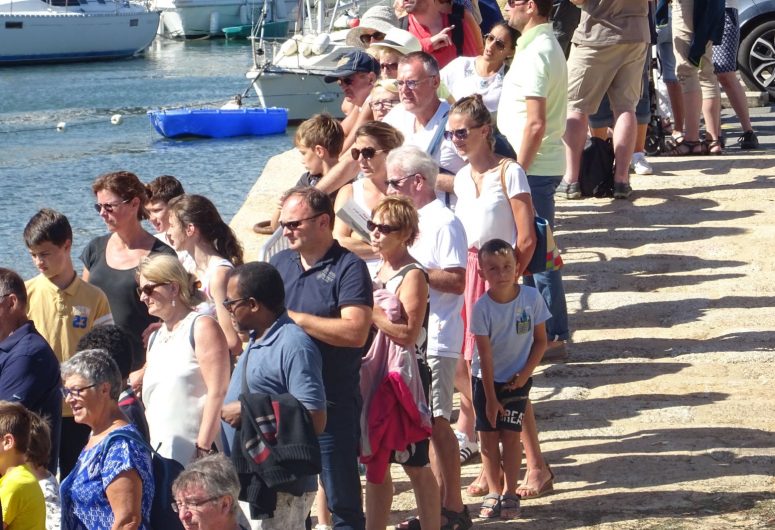 la queue