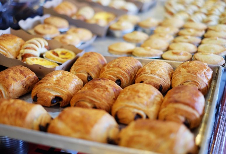 Bäckerei bei kleinem Kneten