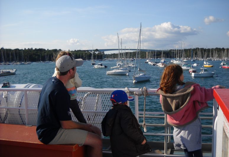 Familie auf dem Odet